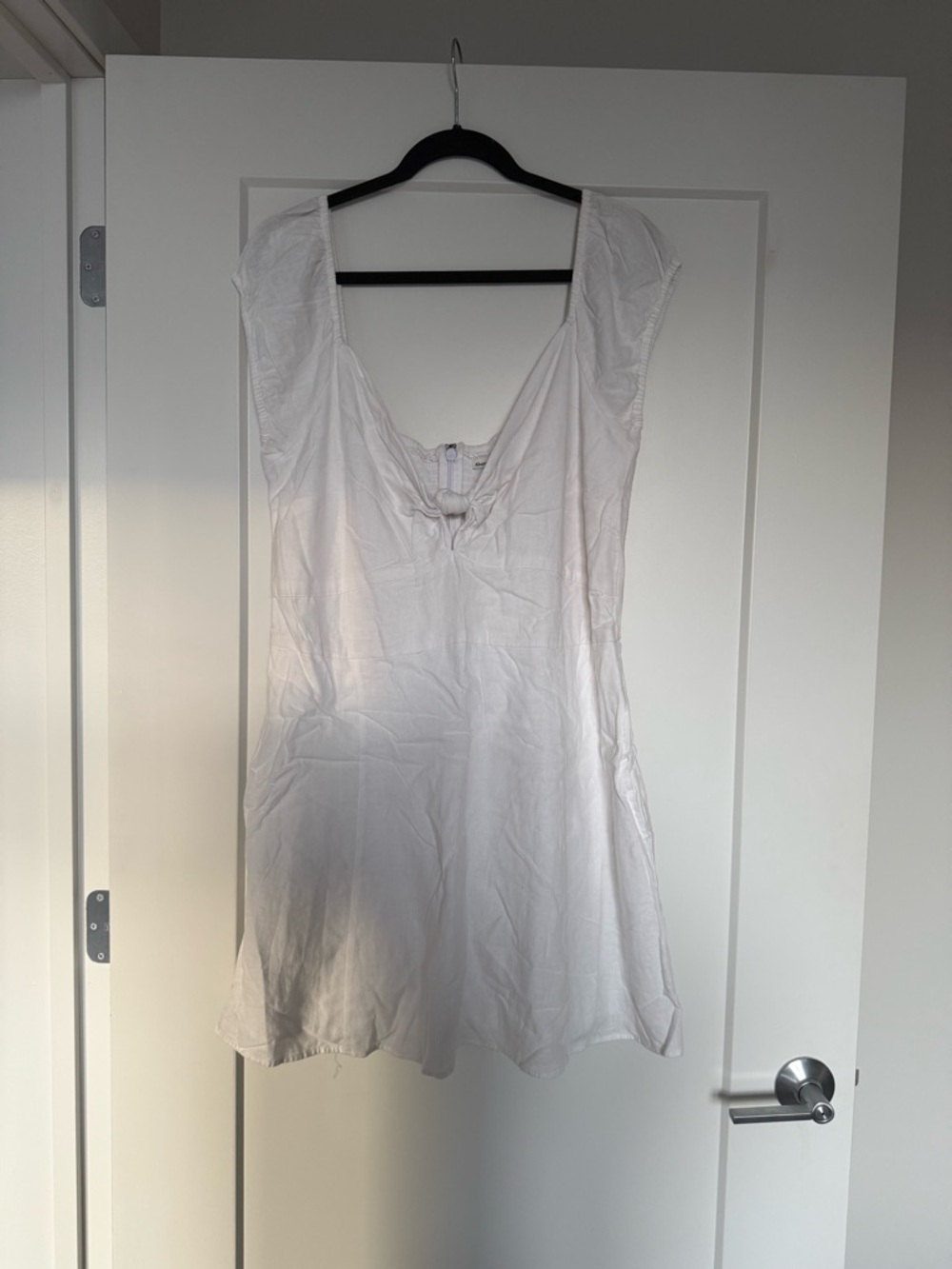 Abercrombie and Fitch white linen dress